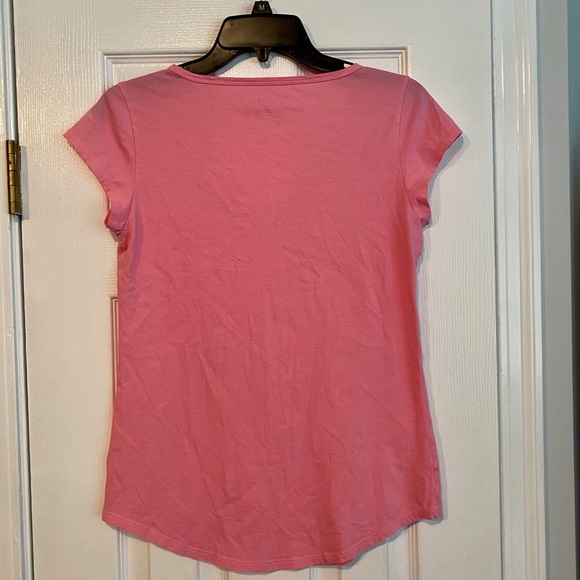 Lilly Pulitzer V-Neck Pink Top - Picture 3 of 4